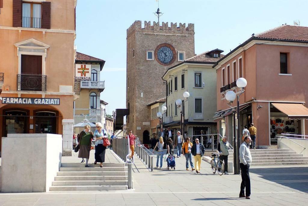 Nice Cozy Apartment In The Mainland Of Venice เมสเตร ภายนอก รูปภาพ